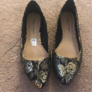 Black and gold dress flats